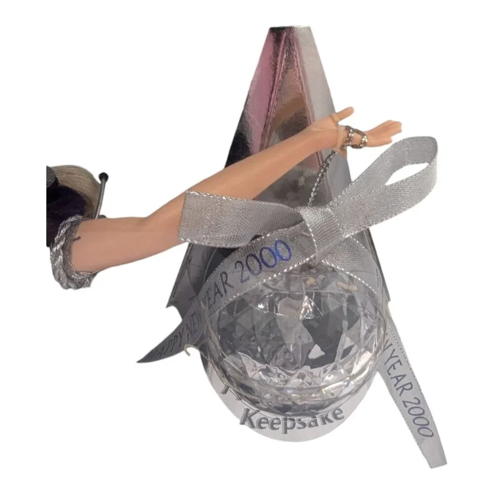 Collectible 2000 Special Millennium Edition Millennium Princess Barbie #24154 - Picture 11 of 11